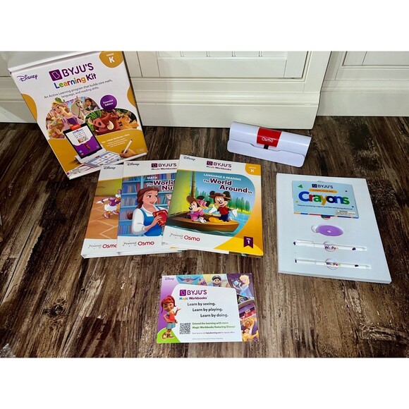 DISNEY BYJU’S Learning Kit Essential Edition Grade K Like New gift christmas - Picture 2 of 9